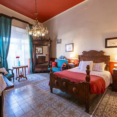 Sanllehi Apartment *