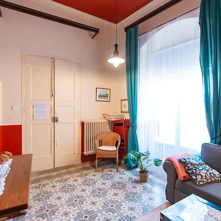 Sanllehi Apartment