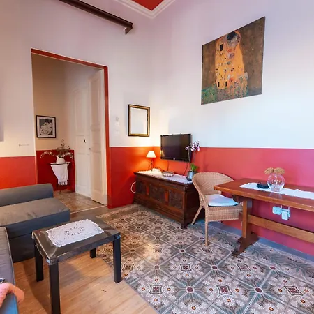 Apartment Sanllehi
